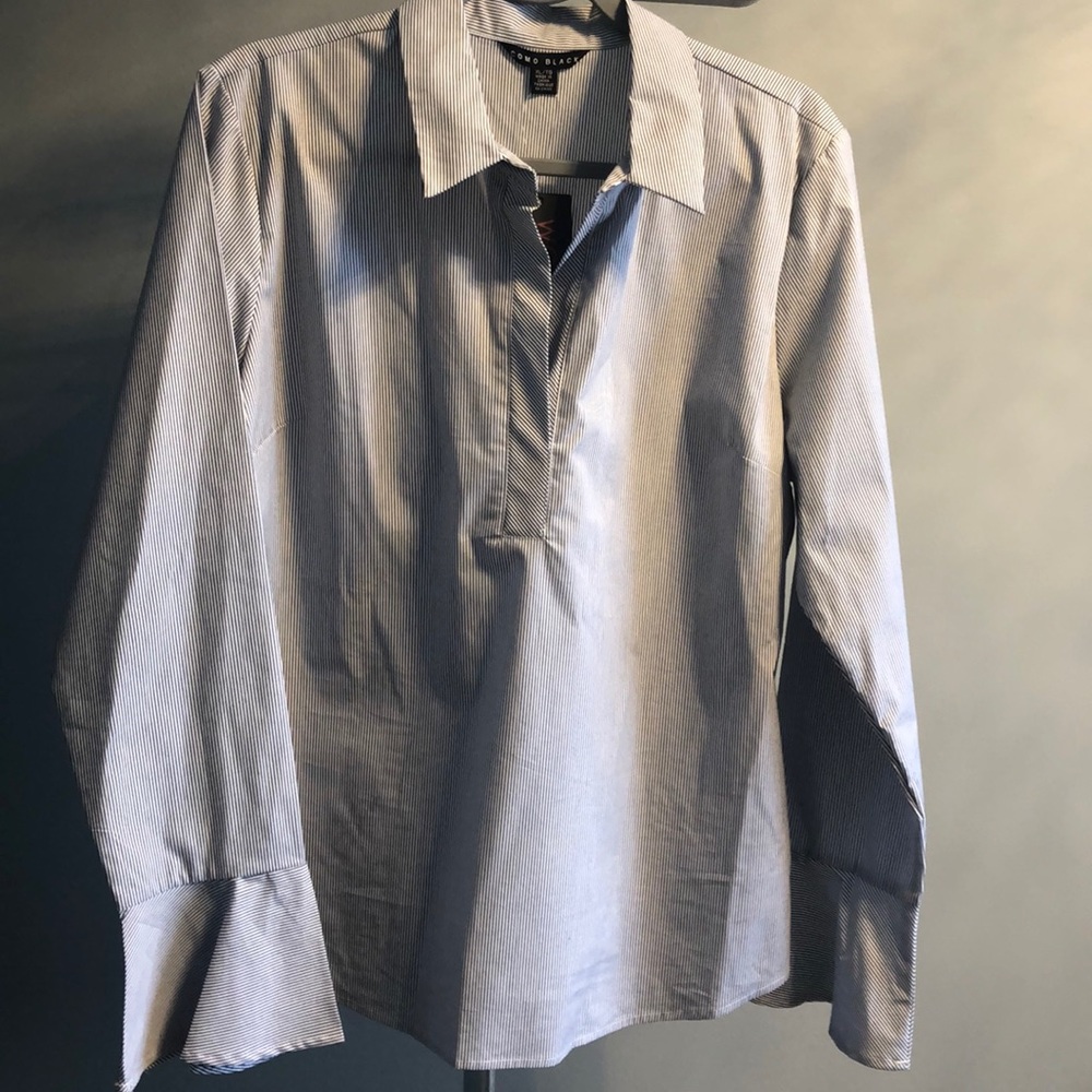 Collared blouse with bell sleeves
